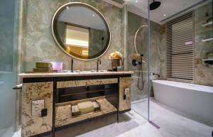 逸珑湾8 MAYFAIR By the sea 8由3座住宅组成，共528伙单位